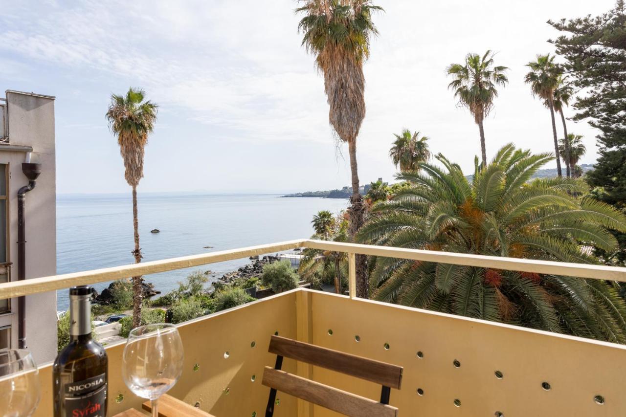 Aci Castello Seaview Apartment With Parking Екстер'єр фото
