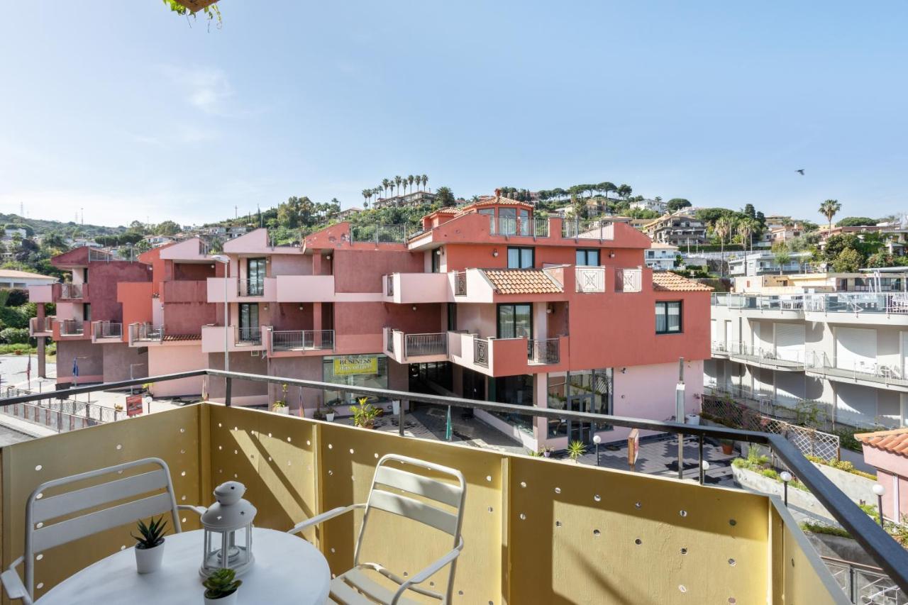 Aci Castello Seaview Apartment With Parking Екстер'єр фото