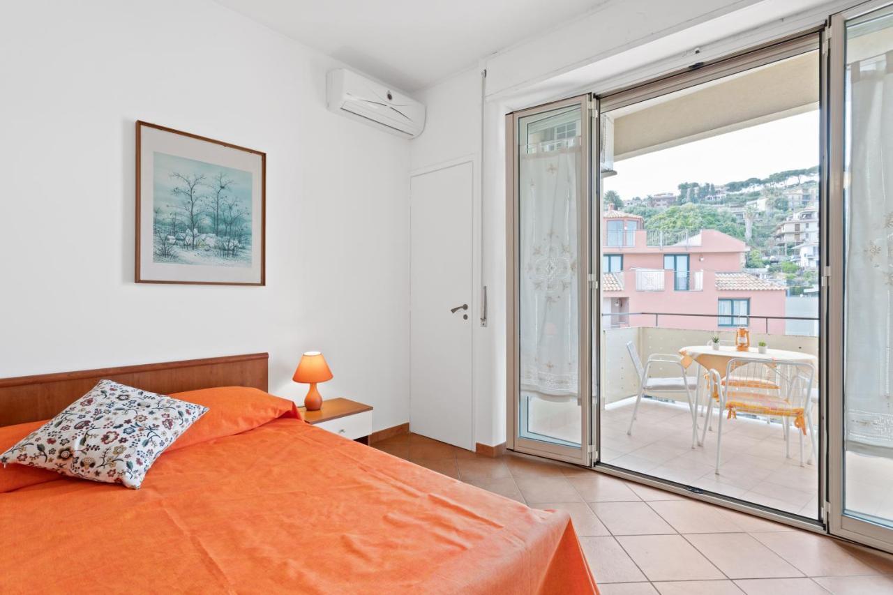 Aci Castello Seaview Apartment With Parking Екстер'єр фото